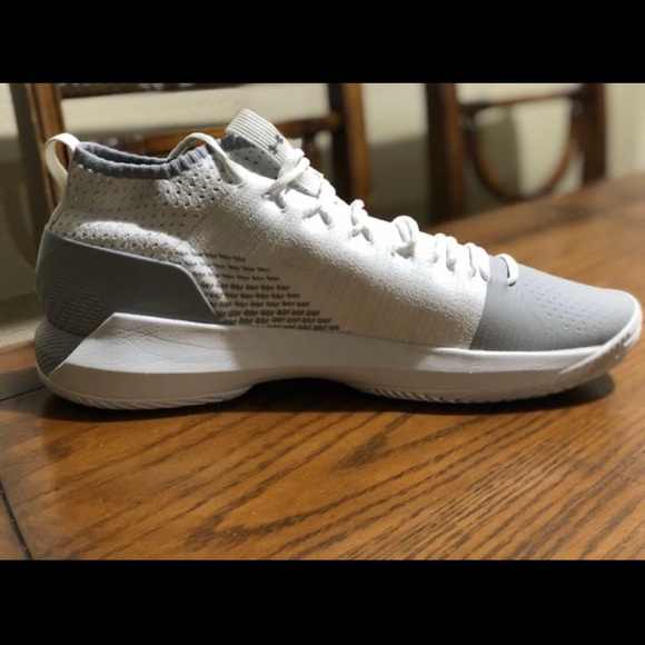 UNDER ARMOUR HEAT SEEKER WHITE AND GRAY - Picture 2 of 3